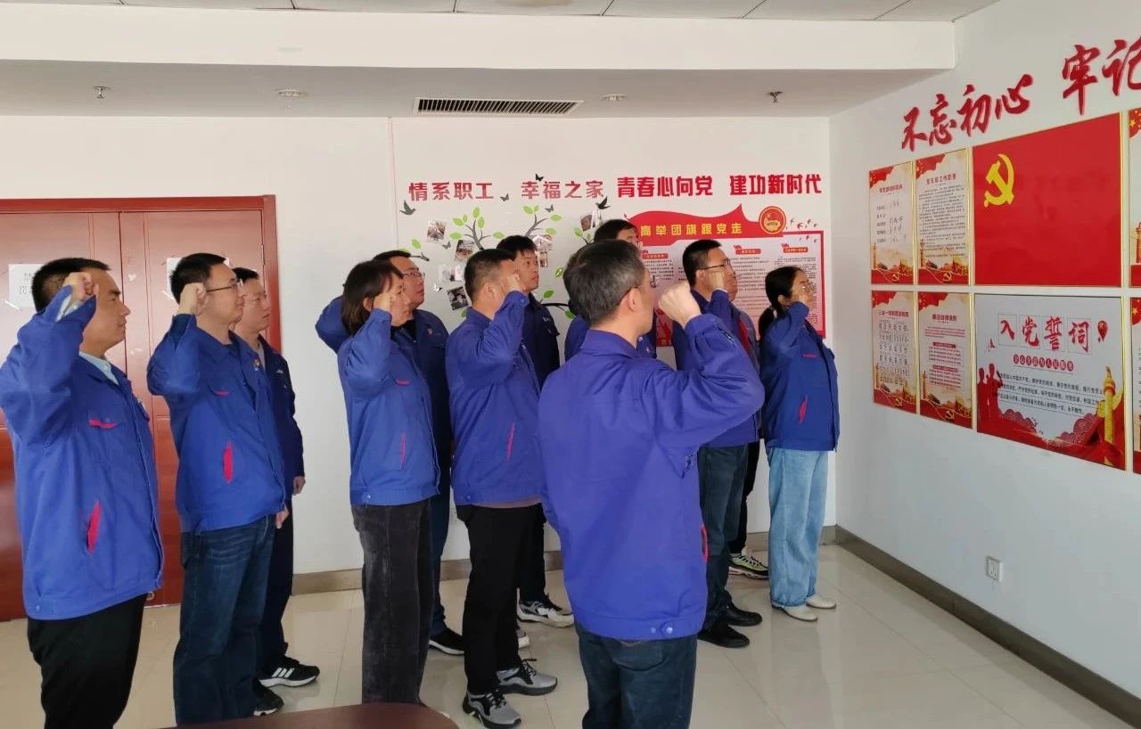 2ECC35ECB8307CE387BB240BD11_50D85A31_1F2B3.jpg?e= 瓦力游戏| 首页 -瓦力出品,必属精品